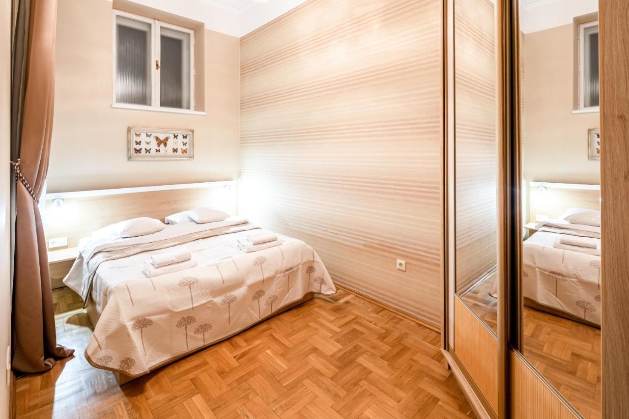 3 Bedrooms Royal Italian Style In An Austrian Building, Parking, Balcony Leopoli Esterno foto