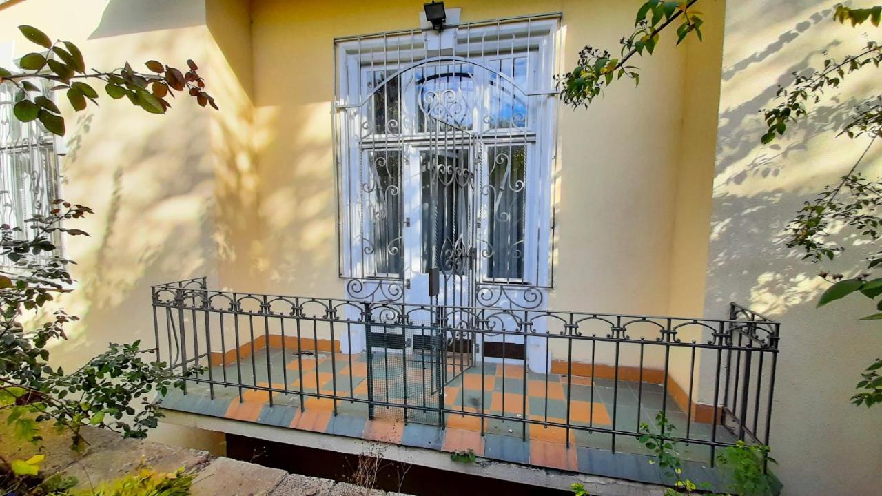 3 Bedrooms Royal Italian Style In An Austrian Building, Parking, Balcony Leopoli Esterno foto